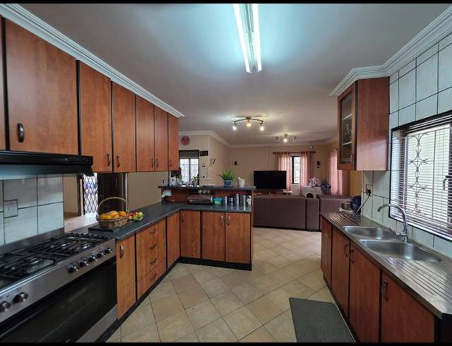 3 BEDROOM HOUSE FOR SALE IN HARINAGAR